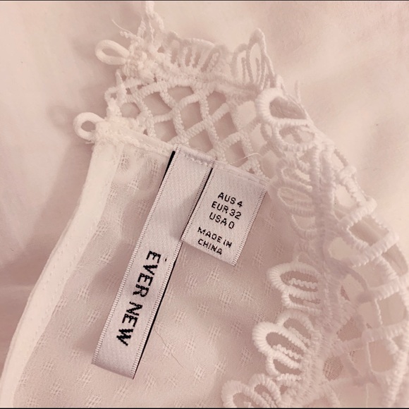 Ever New Lace Detail crop blouse - Picture 7 of 7